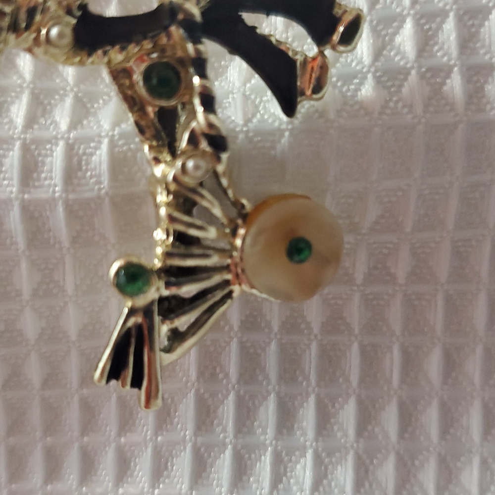 Metal Rickshaw Rhinestone Brooch - Picture 2 of 4